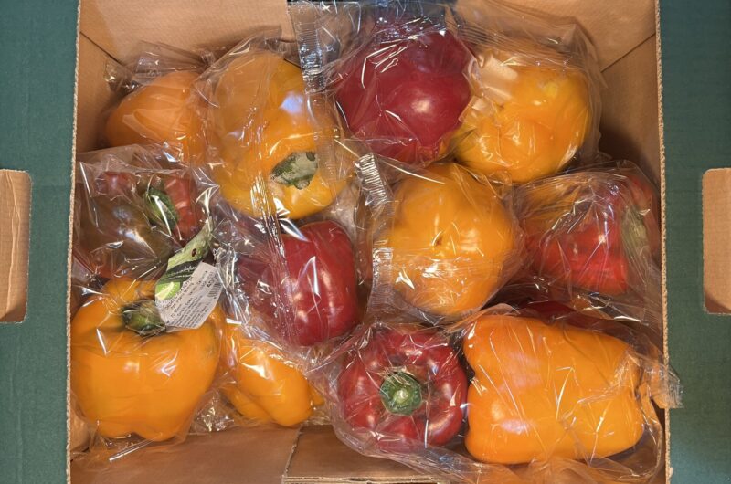Peppers Mixed colours Pre-Pack - Langridge Organic Products Ltd